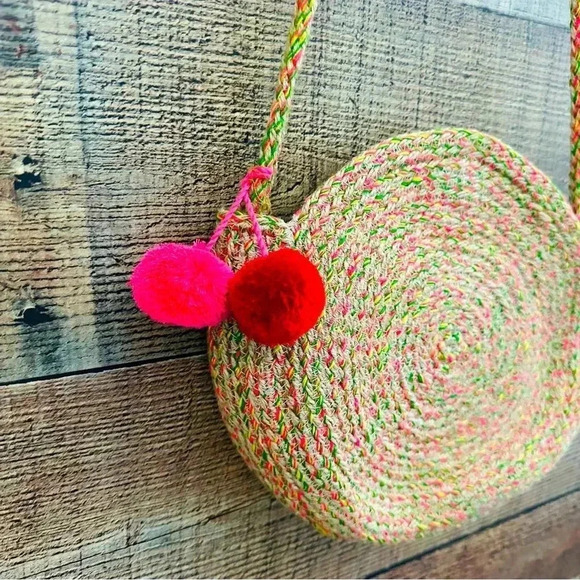 NWOT Shiraleah Round Woven Neon W Pom Pom Crossbody - Picture 3 of 10